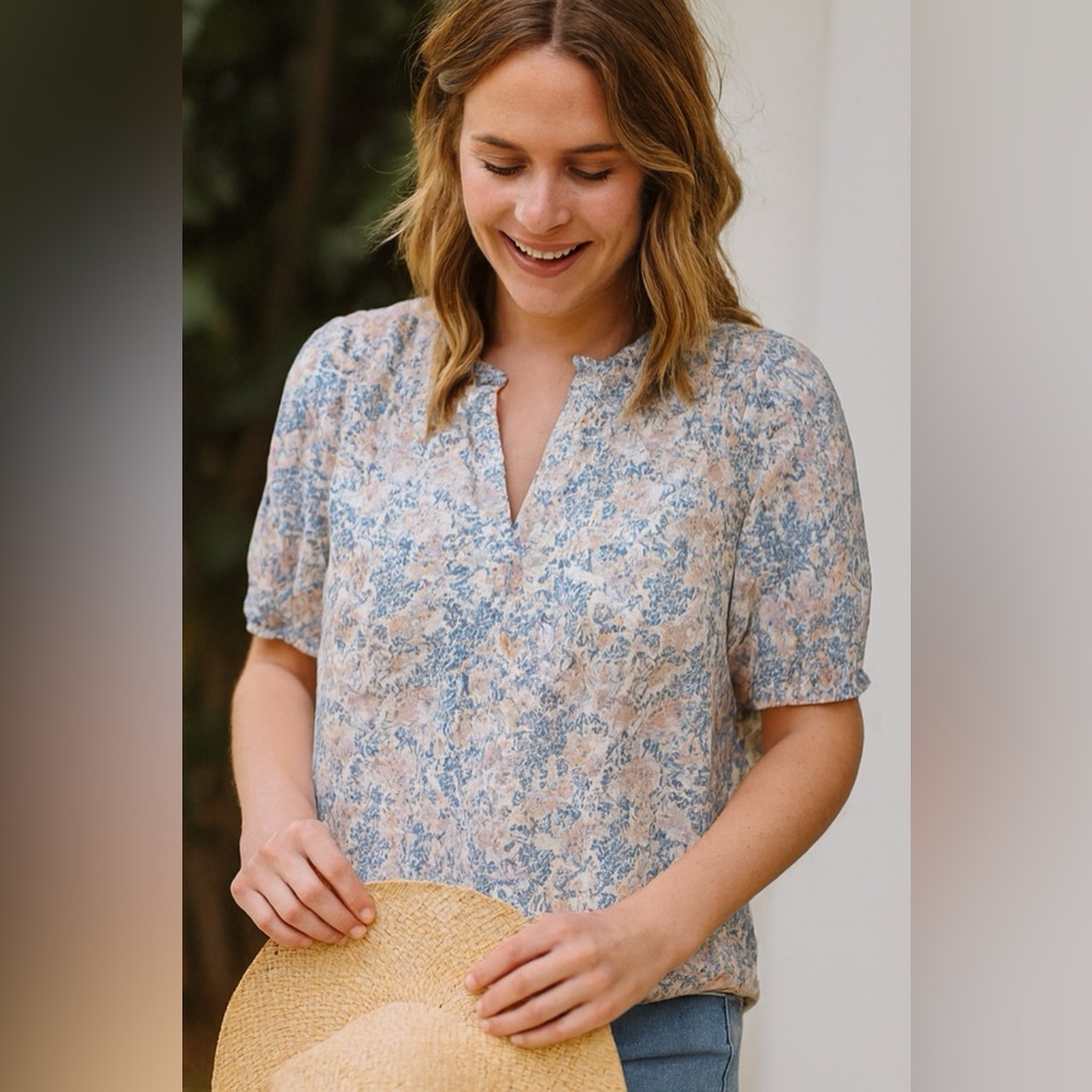 MELLODAY Floral Button-Down Blouse - Picture 2 of 5